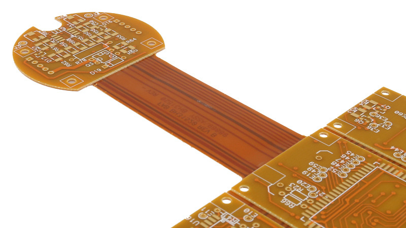 Flex circuit for high-speed signal transmission