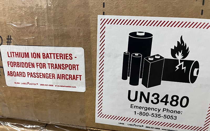 Lithium battery packs packaged and labeled in compliance with IATA regulations