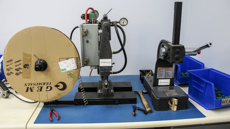 Example of a spooled crimp terminal machine