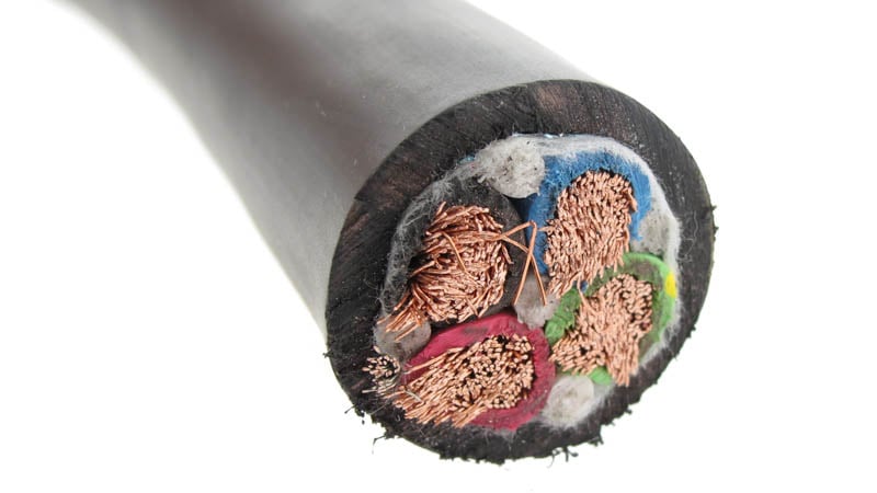 Stranded drain wire within a multiconductor cable